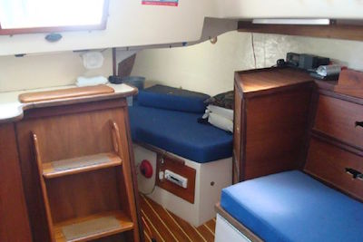 Hunter 30 Interior Quarter Berth