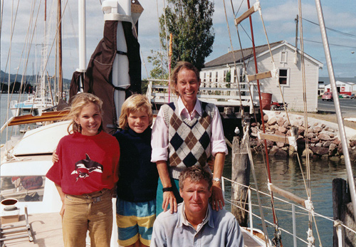 The entire Kadarik crew in Whangarei, New Zealand